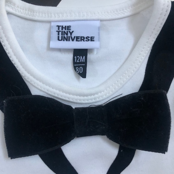 The Tiny Universe White Tiny Tuxedo Romper 12M - Picture 4 of 6